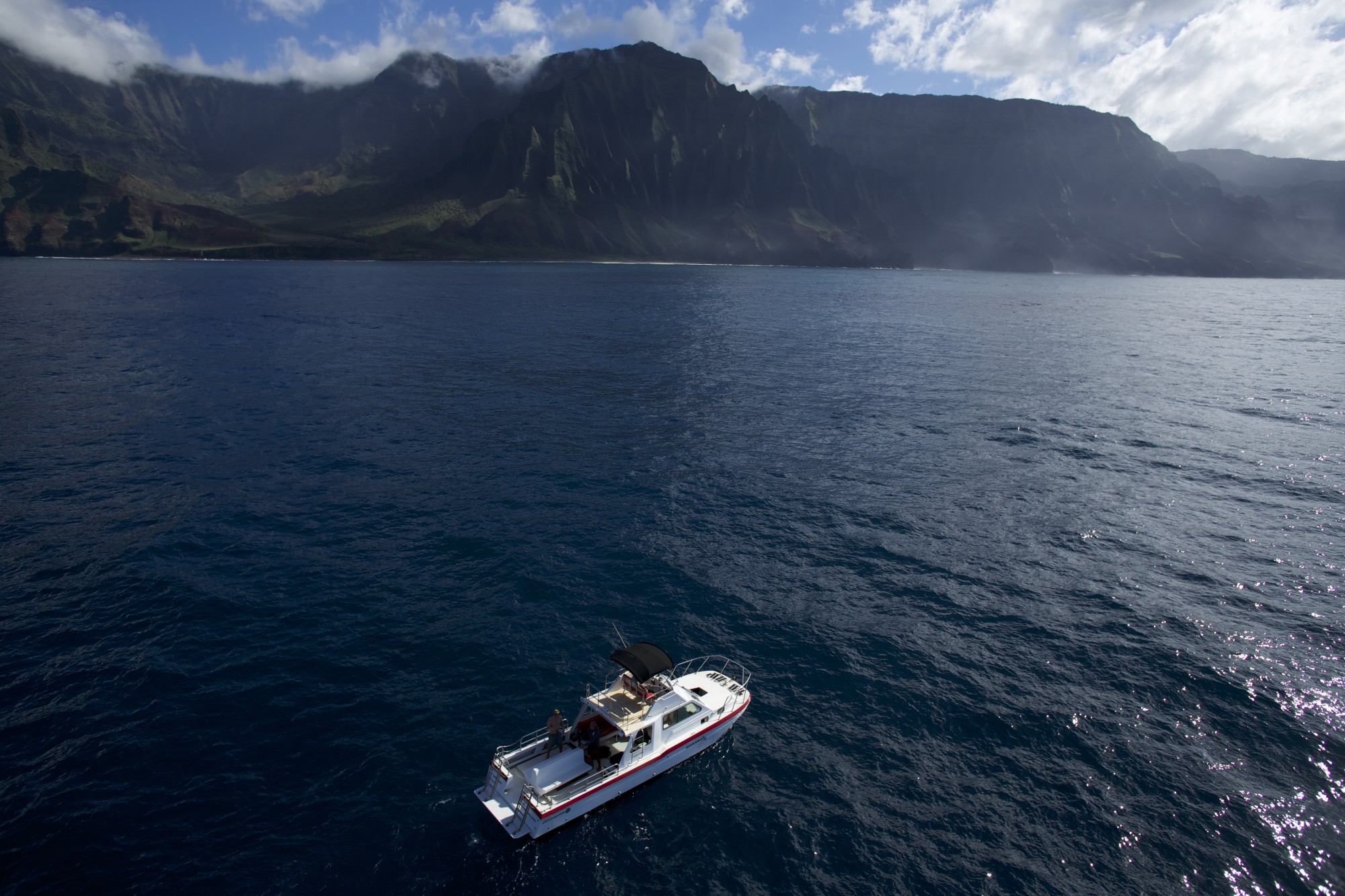 Na Pali Coast Kauai Http Makanacharters Com Photo Gallery Boat Tours Coast