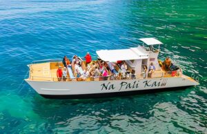 What to Pack for a Na Pali Coast Snorkel Tour
