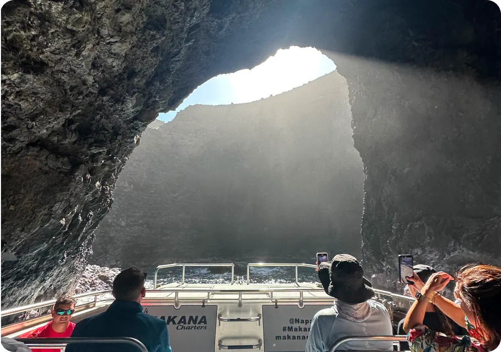 LP-Kauai Sea Cave Boat Tours
